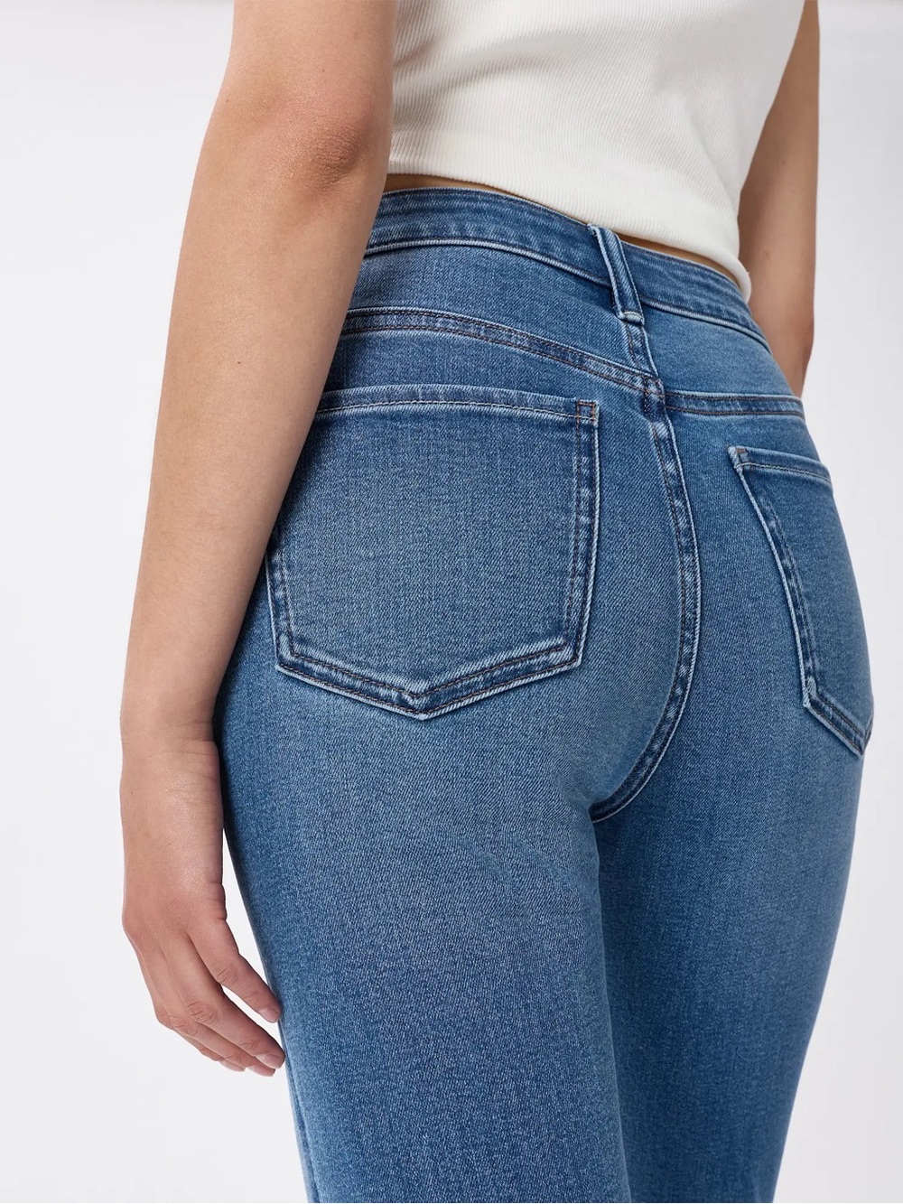 Quince Bella Stretch Straight Jeans in Twilight Blue Fray Regular 28 - Picture 6 of 17
